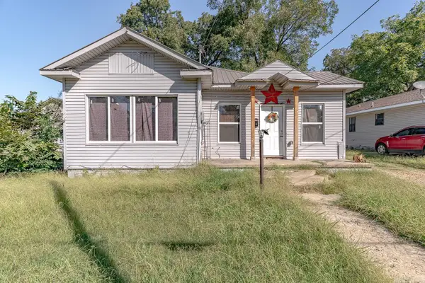1322 W Huntington Ave, Jonesboro, AR 72401