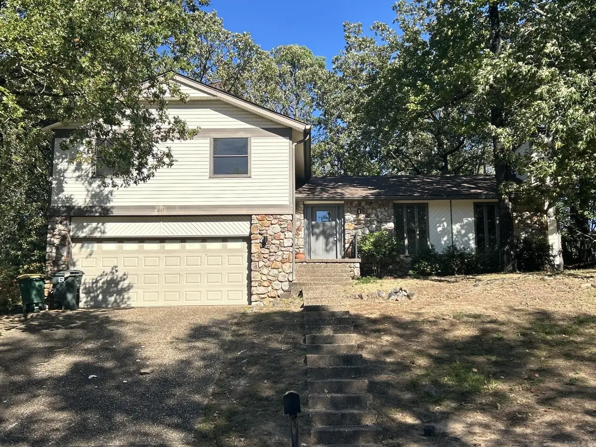 1807 Shumate Drive, Little Rock, AR 72212 - Image #1