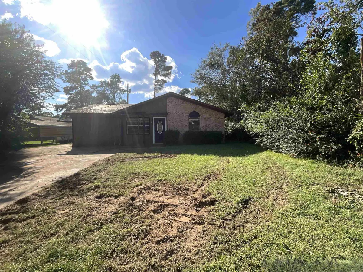 609 N Sunnybrook St, Lone Star, TX 75668 - Image #1