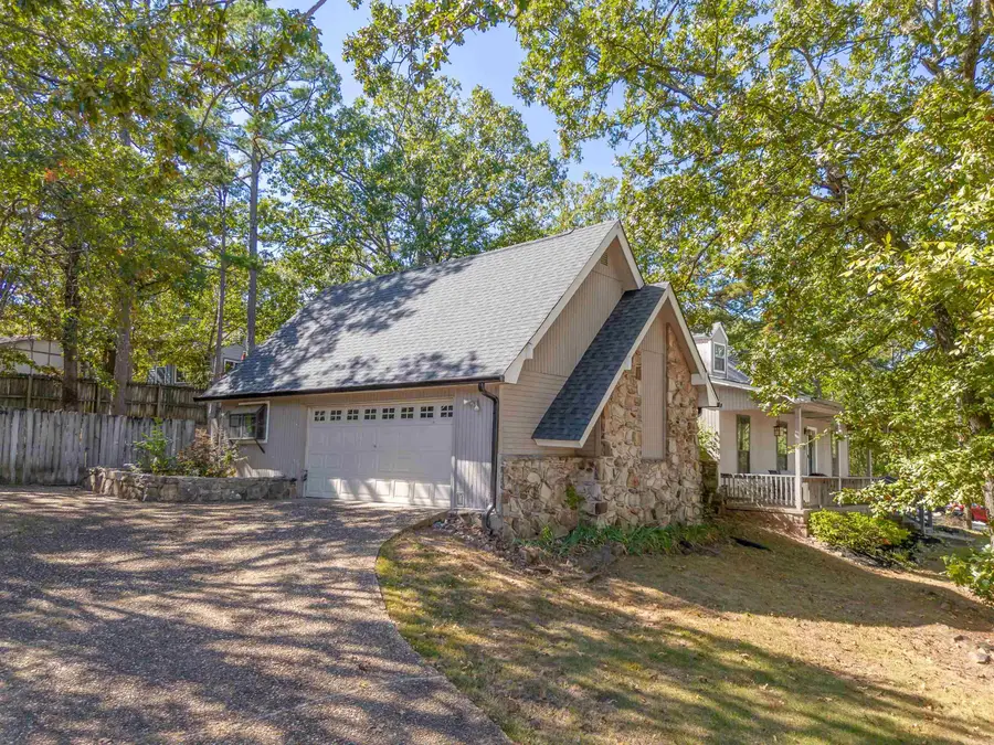 8 Millstone Cove, Maumelle, AR 72113 - Image #2