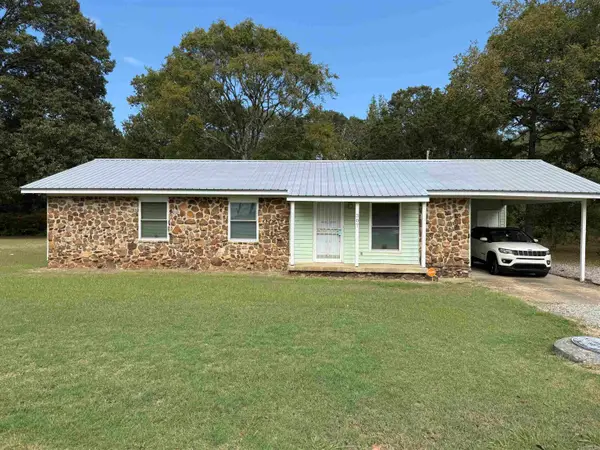307 W 2nd Street, McCrory, AR 72101