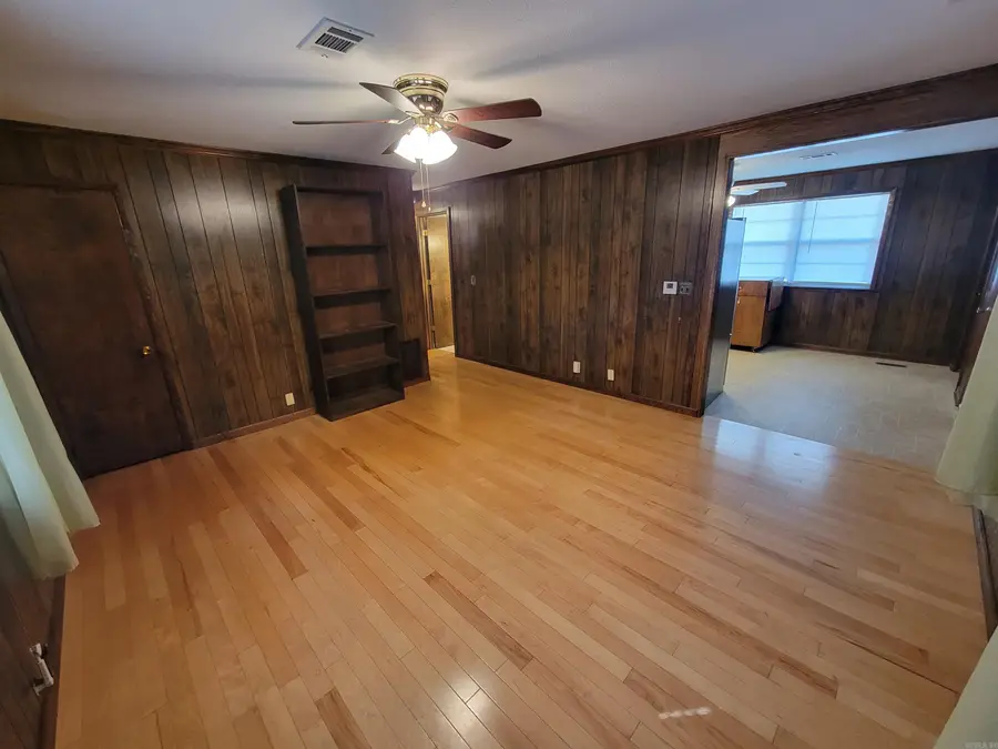 518 Pine St, Clinton, AR 72031 - Image #3