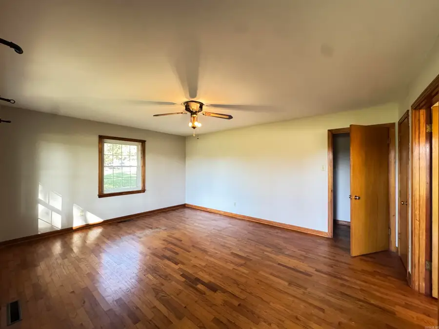 926 Trammel, Sherwood, AR 72120 - Image #3