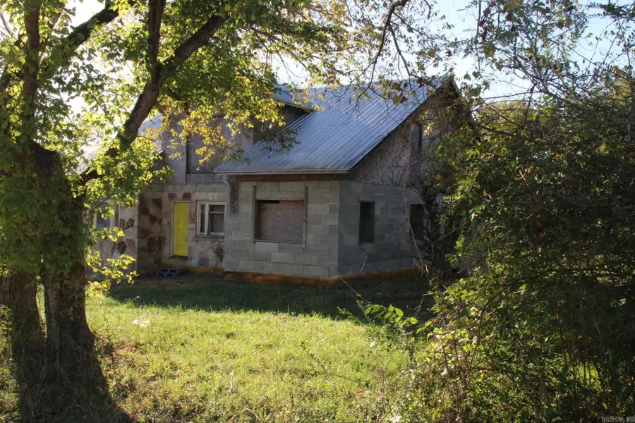 315 W 4th Street, Yellville, AR 72687 - Image #3