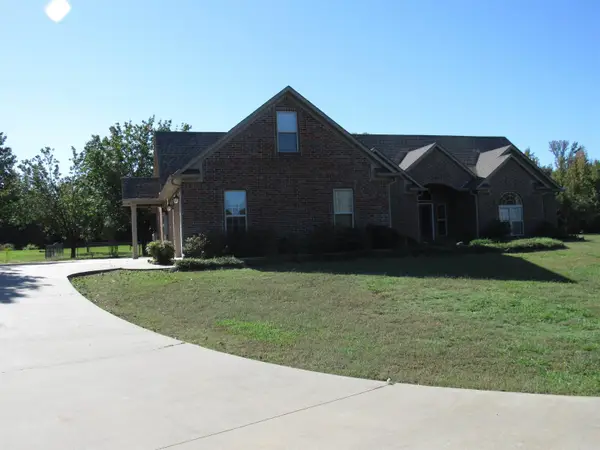 64 Wilson Cove Road, Morrilton, AR 72110