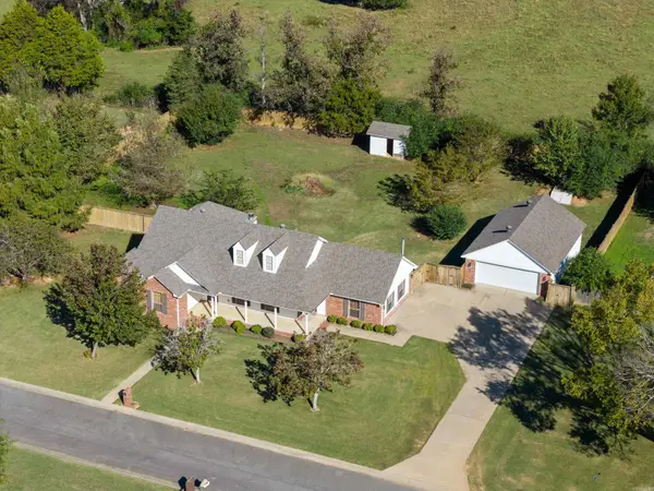 18 Cornerstone Drive, Greenbrier, AR 72058
