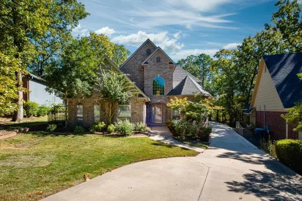 37 Rocky Valley Cove, Little Rock, AR 72212