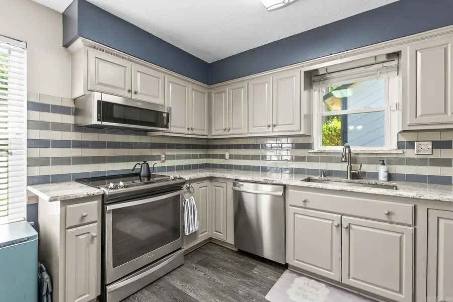 2 Timber Ridge Court, Little Rock, AR 72211 - Image #2