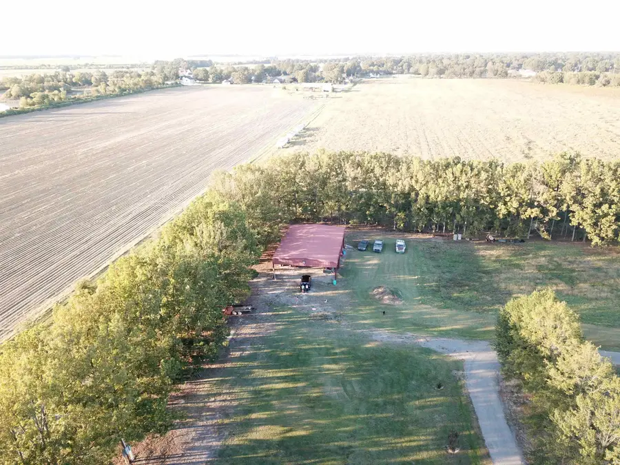 Address Withheld By Seller, Stuttgart, AR 72160 - Image #3