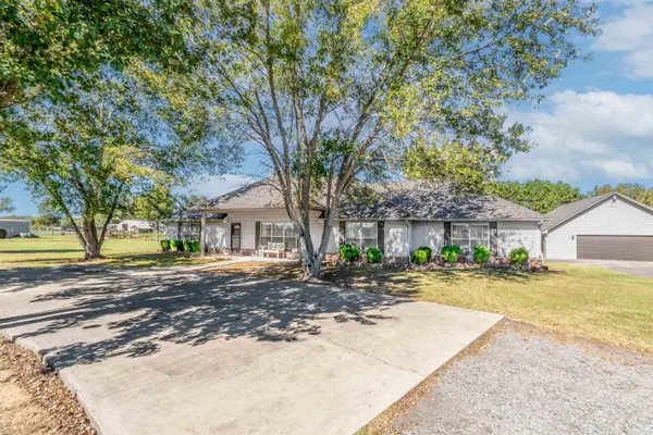 13 Brown Road, Vilonia, AR 72173