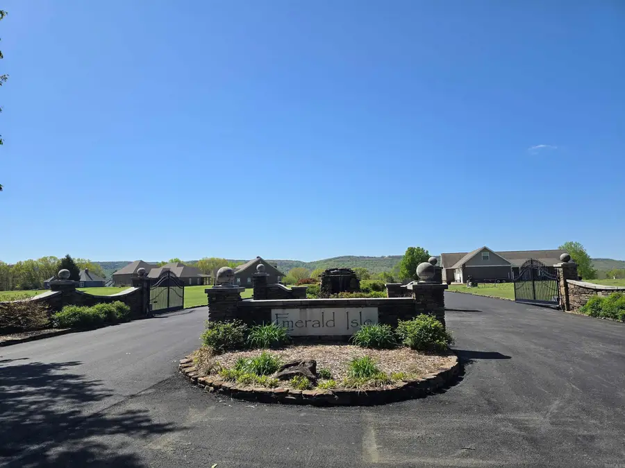 99 Emerald Lane, Greers Ferry, AR 72067 - Image #2