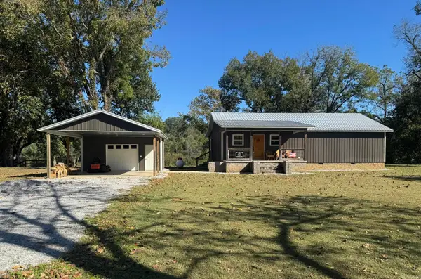 701 Sunset Valley, Mountain View, AR 72560