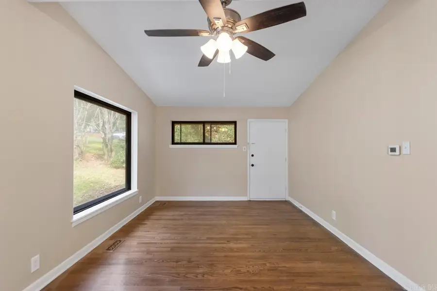 18 Woodcliff Circle, Little Rock, AR 72204 - Image #3