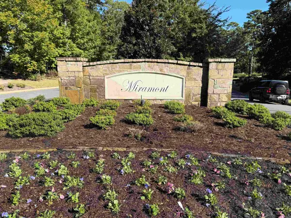 40 Miramont Circle, Little Rock, AR 72223