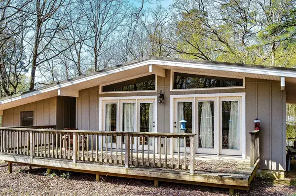 1 Valls Circle, Hot Springs Village, AR 71909