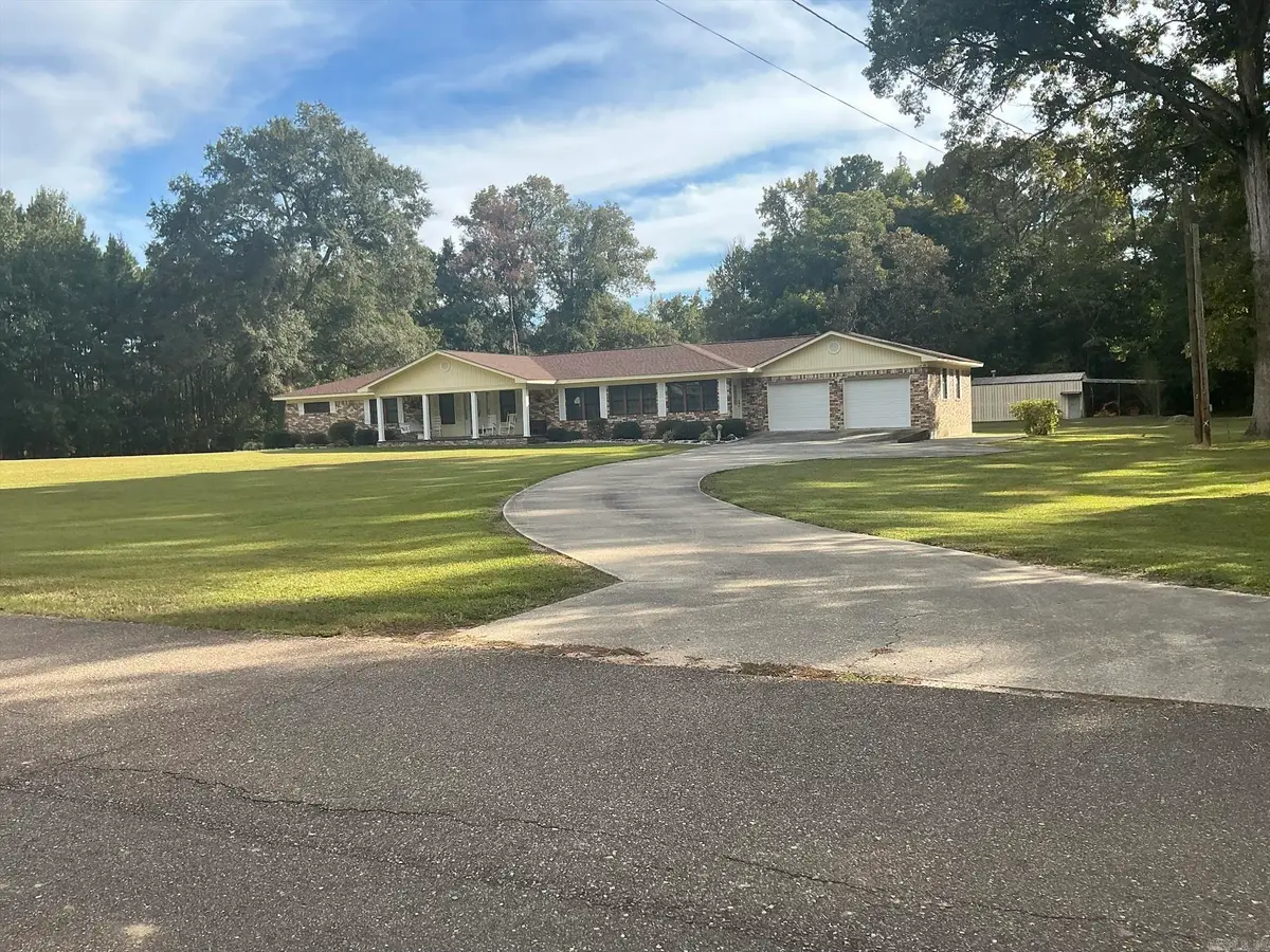 128 Brushy Creek Dr, Crossett, AR 71635 - Image #1