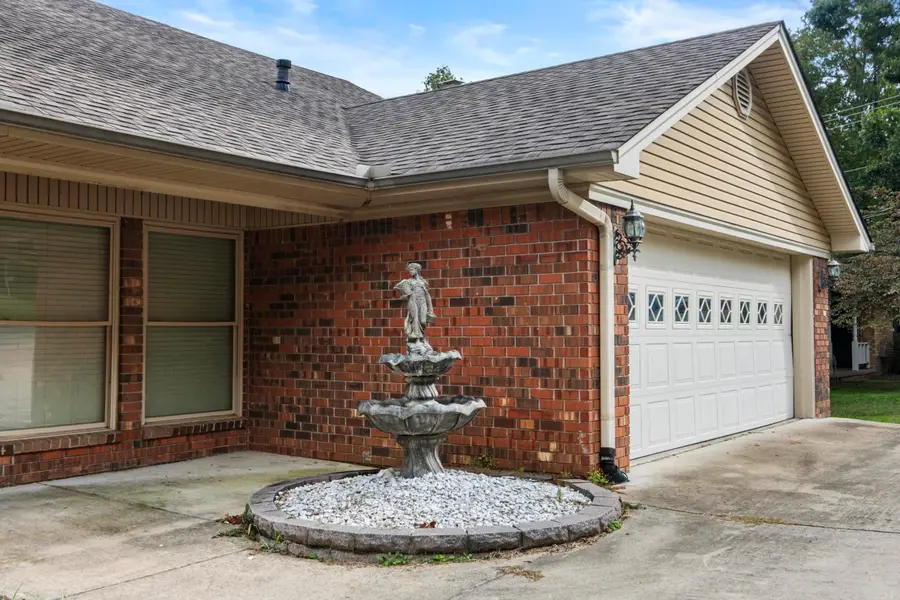 1023 S Claremont Avenue, Sherwood, AR 72120 - Image #3