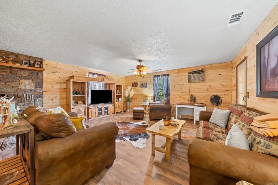 2017 S Highway 41 Highway, Horatio, AR 71842 - Image #3