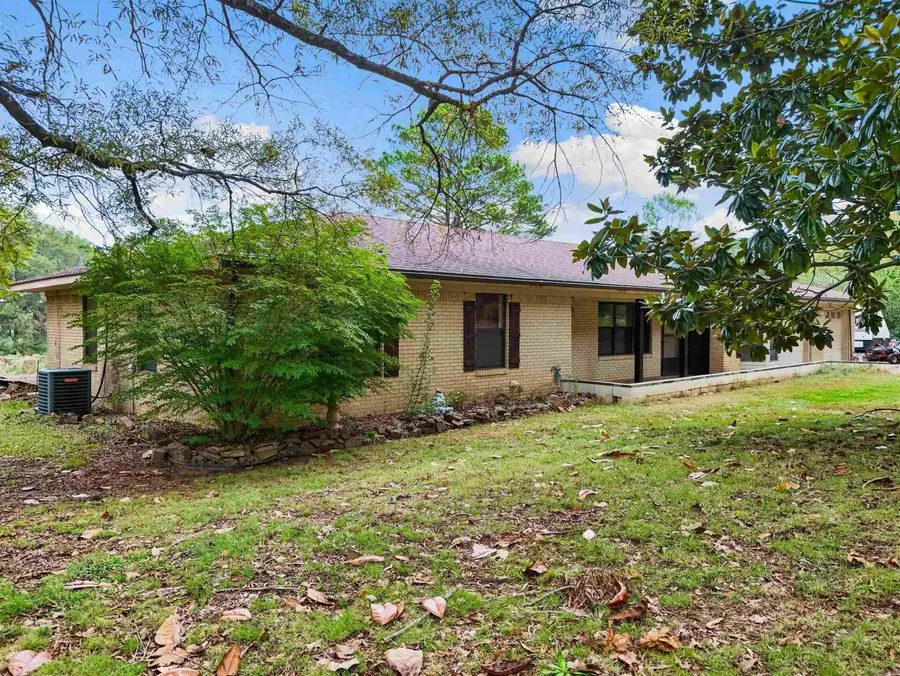 104 N Woodland Drive, Conway, AR 72032 - Image #2