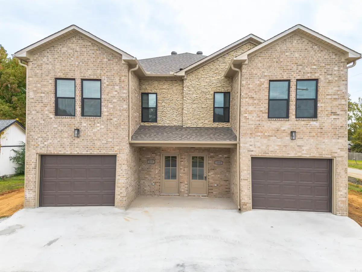 218 & 220 N Elm Street, Jacksonville, AR 72076 - Image #1
