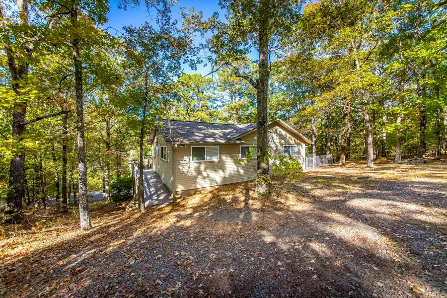 226 Lakeview Drive, Fairfield Bay, AR 72088 - Image #2
