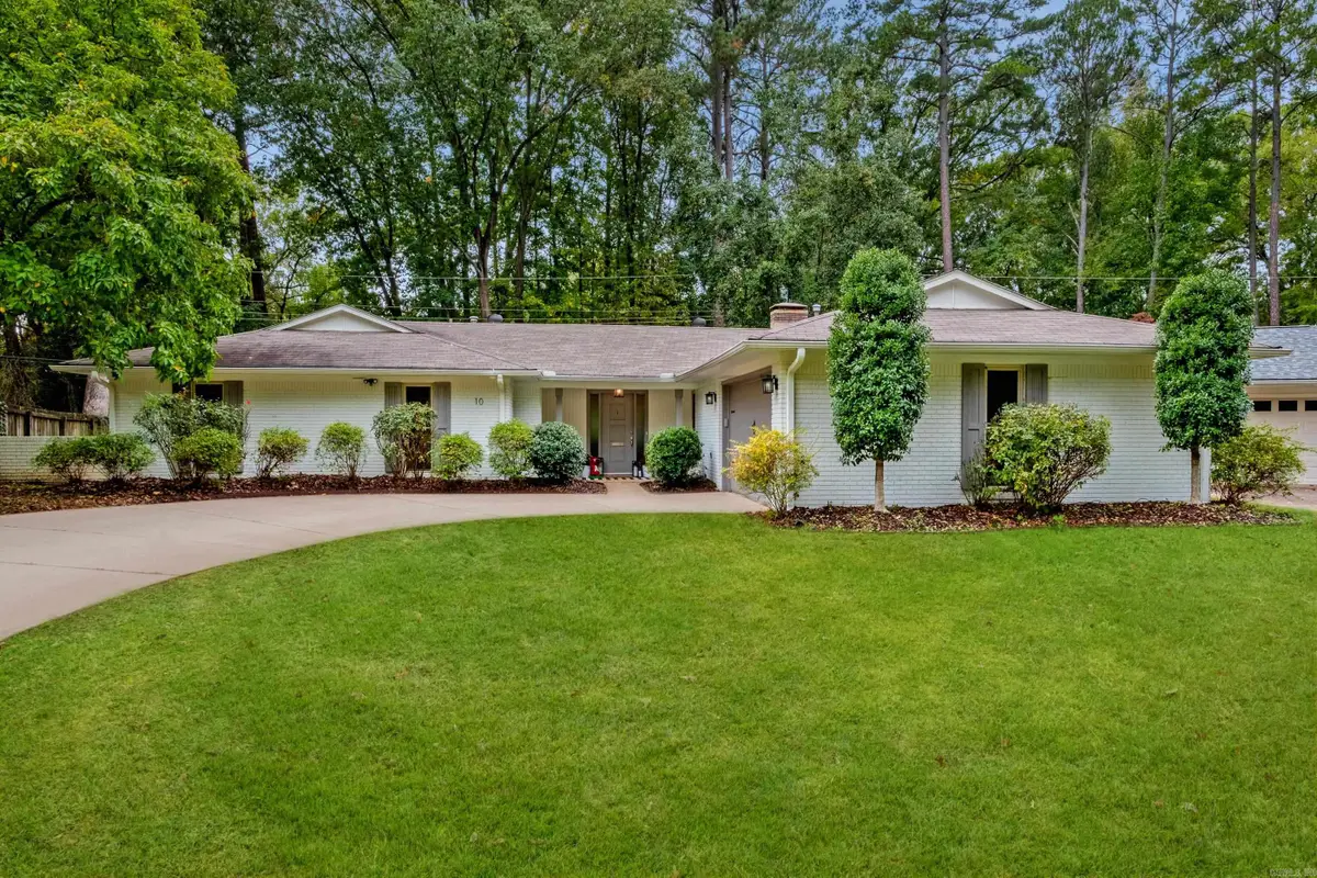 10 Stoney Brook Court, Little Rock, AR 72227 - Image #1