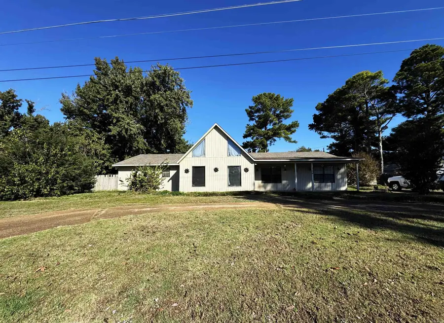 108 Martin Dr W, Wynne, AR 72396 - Image #2