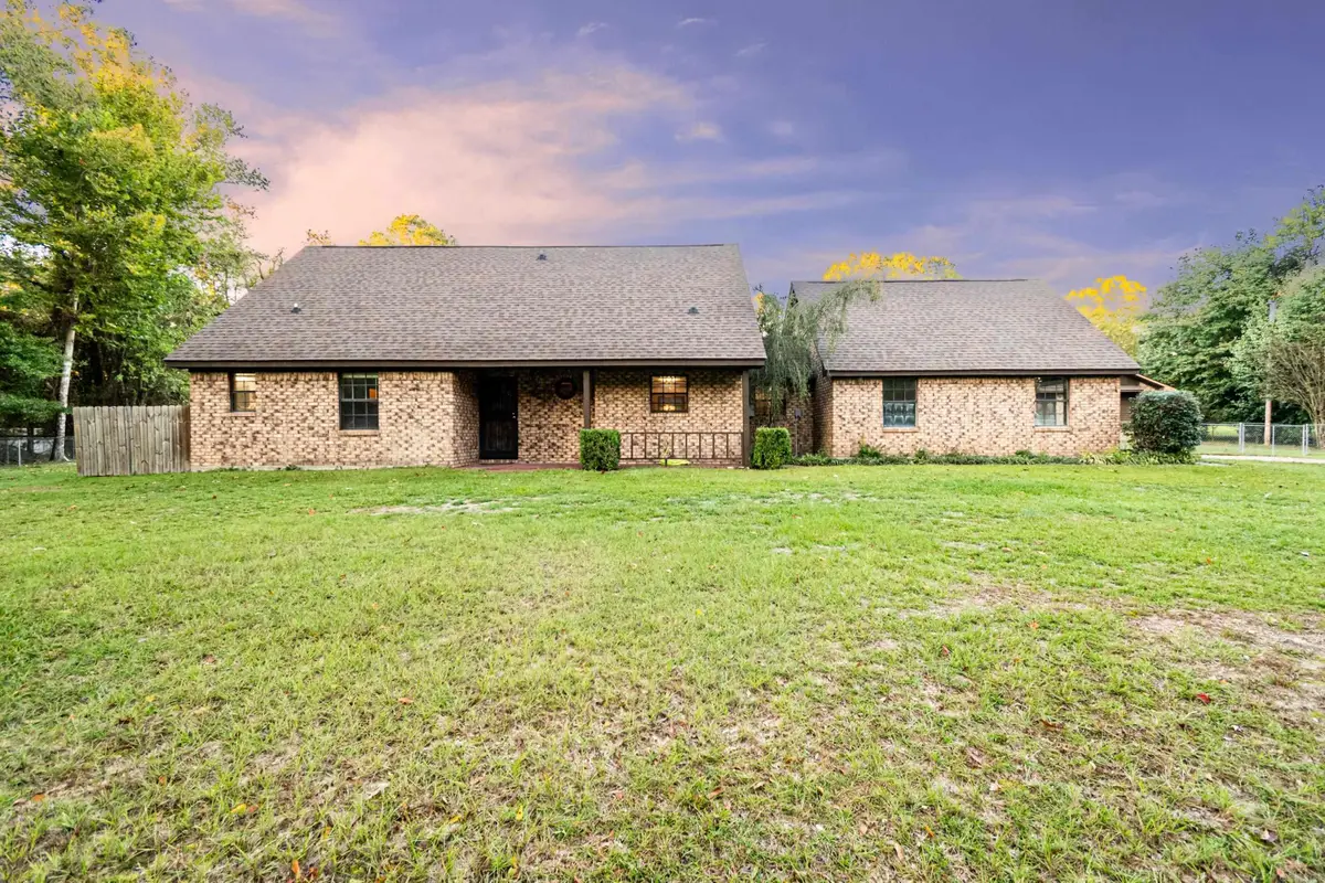 1330 Hickman Road, Camden, AR 71701 - #1