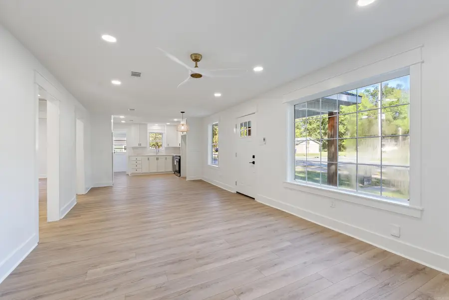 1069 Donaghey, Conway, AR 72034 - Image #3