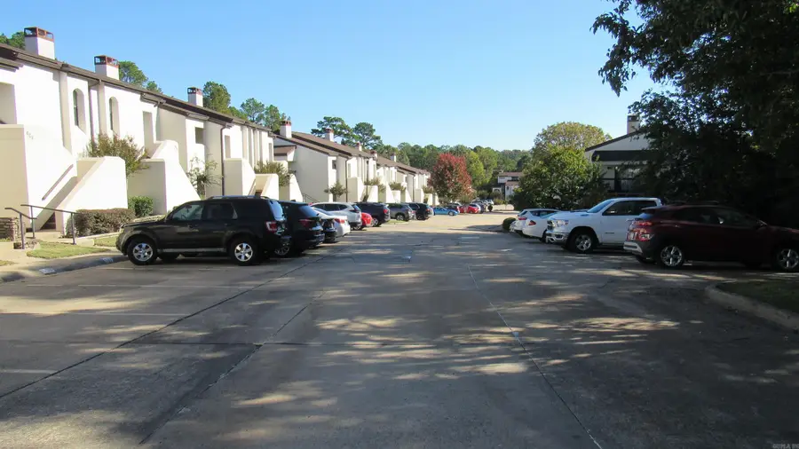 301 Kings Row Drive #602, Little Rock, AR 72207 - Image #2