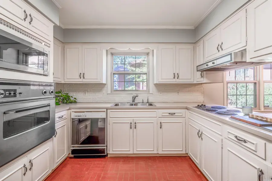 41 Coachlight Drive, Little Rock, AR 72227 - Image #3