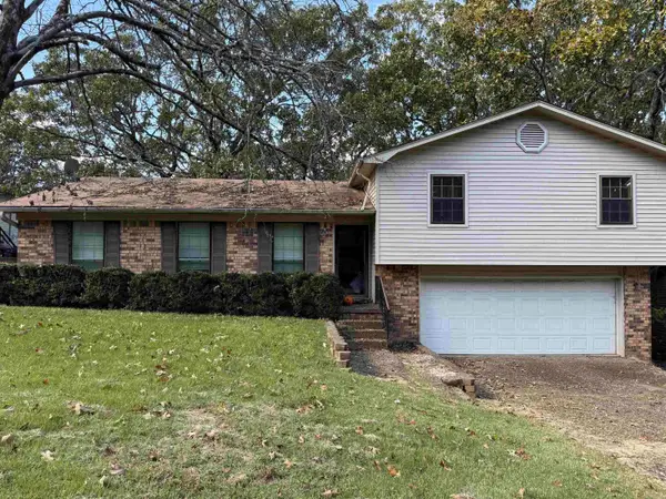 12320 Shawnee Forest Drive, Little Rock, AR 72212