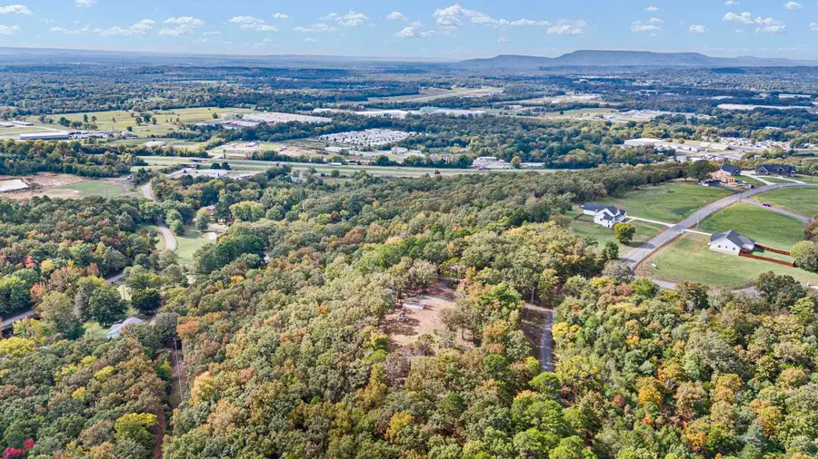 219 Apple Lane, Russellville, AR 72802 - Image #2