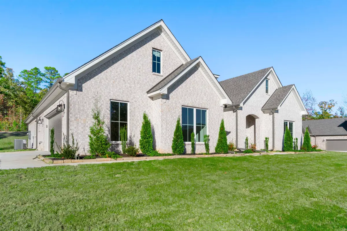 288 Middleton Place Drive, Benton, AR 72019 - Image #1