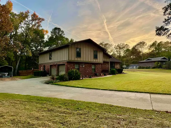 196 Jackson Manor Court, Hot Springs, AR 71913