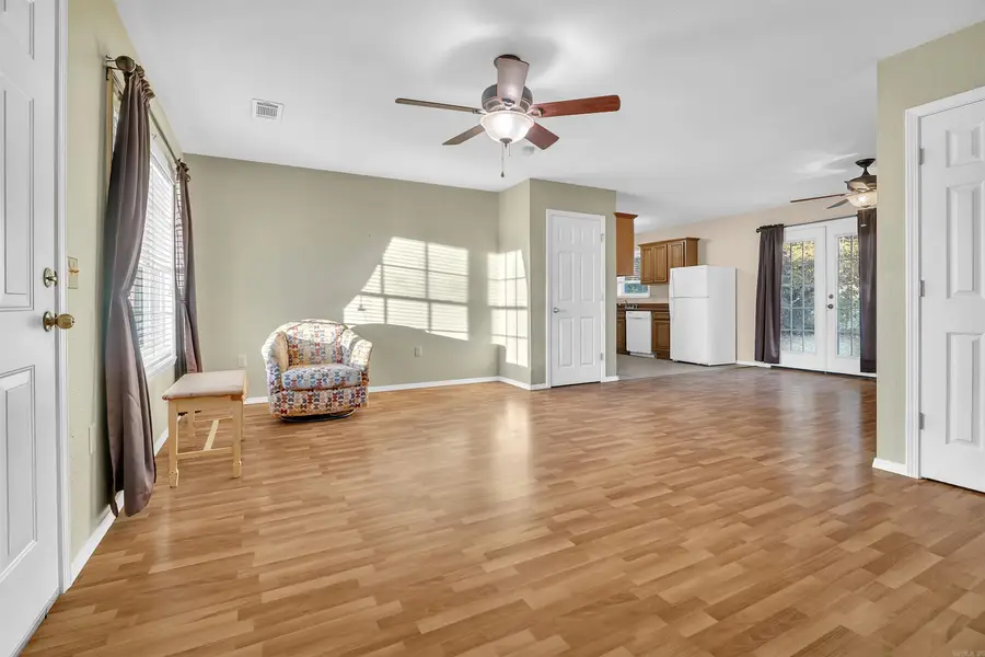 306 N Bentley Street, Morrilton, AR 72110 - Image #2