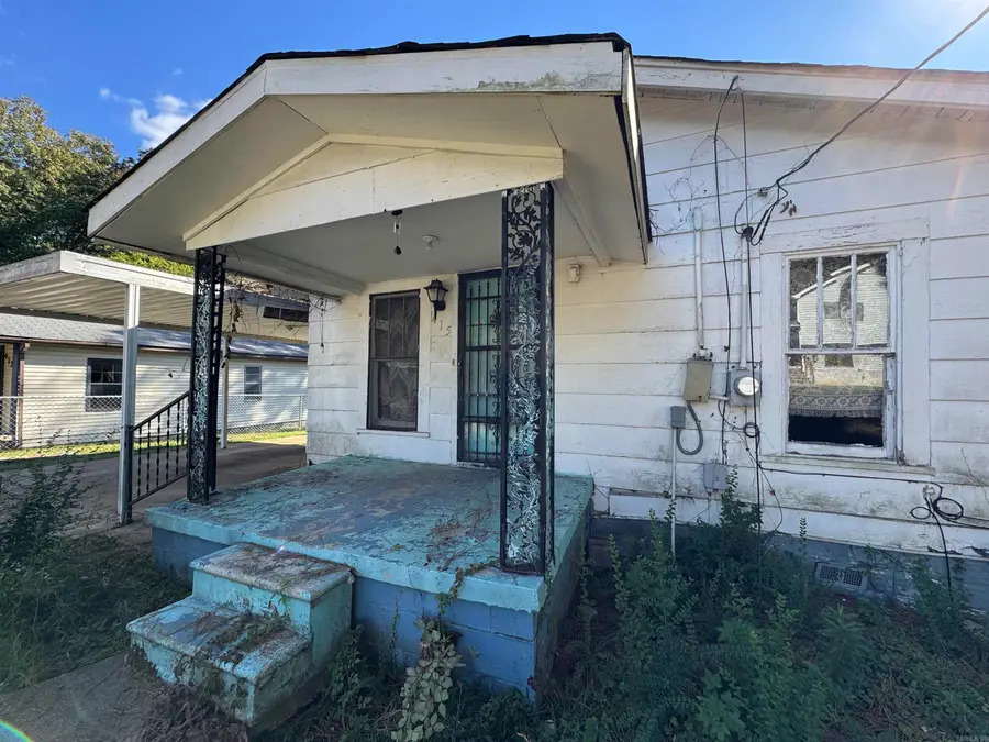 415 Myrtle St, Camden, AR 71701 - Image #2