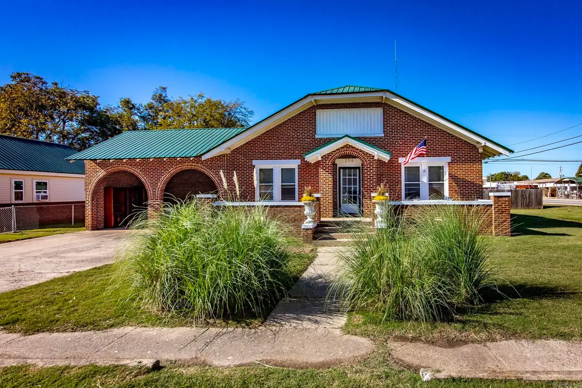 204 SE 3rd Street, England, AR 72046 - Image #1