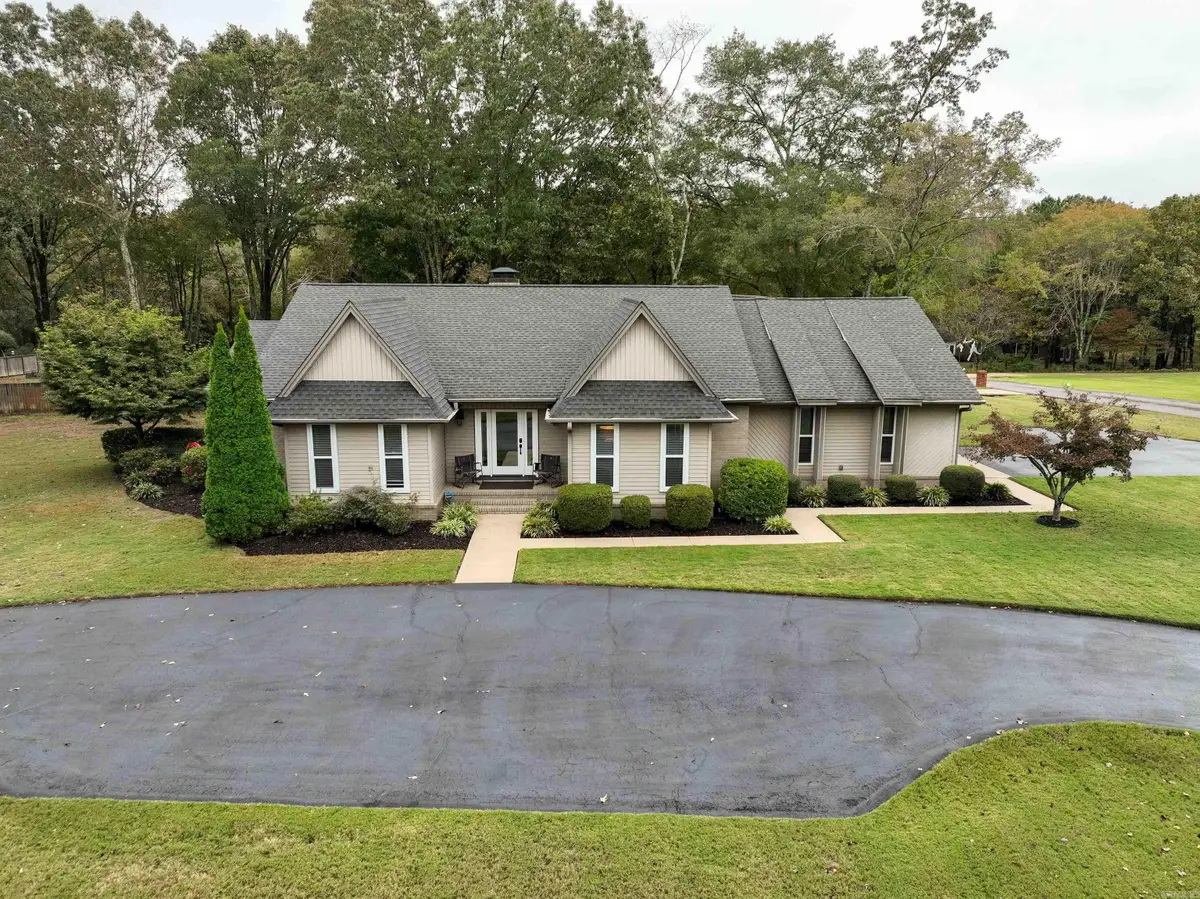 1 Robinwood Drive, Searcy, AR 72143 - #1