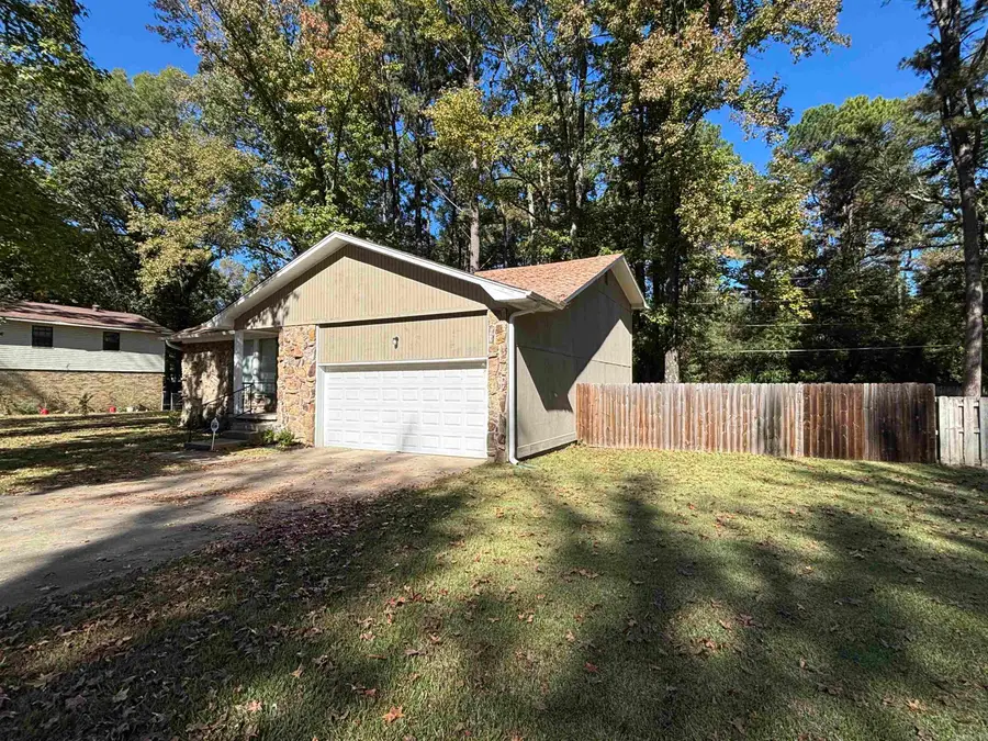 104 Foxdell Circle, Jacksonville, AR 72076 - #2