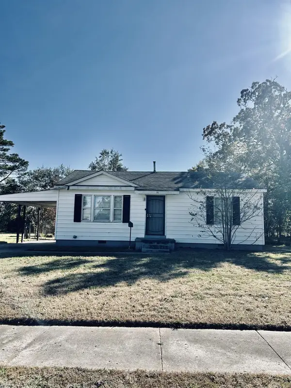 16 S Richard Drive, Pine Bluff, AR 71602