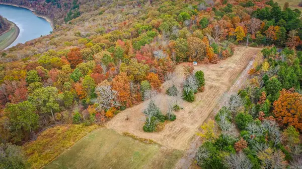 20 Eagle Ridge Dr., Greers Ferry, AR 72067