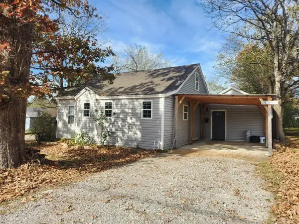 205 E Pine Street, Batesville, AR 72501