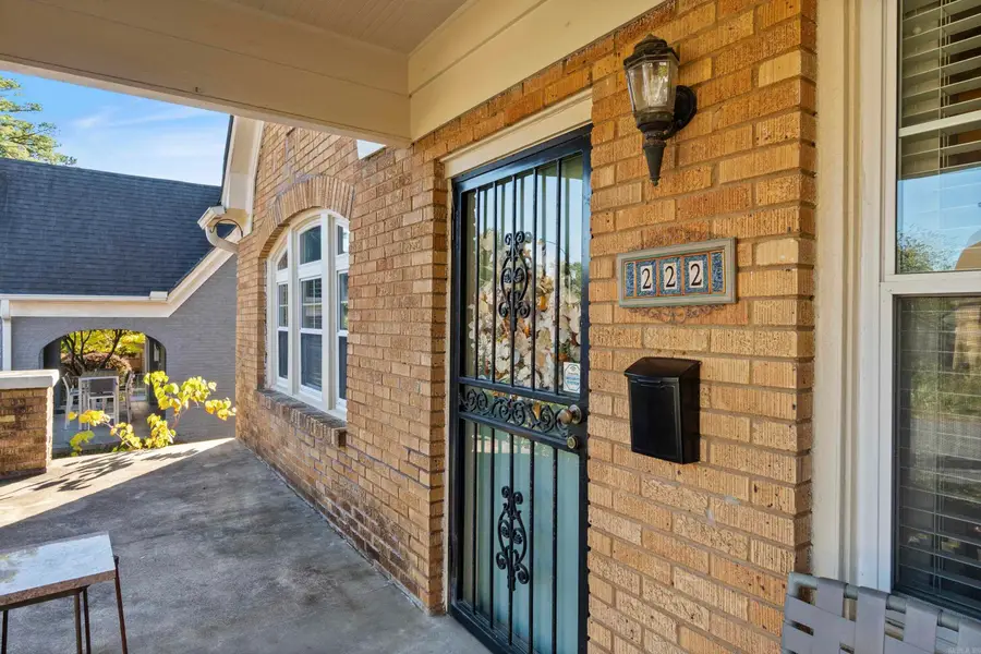 222 Valmar Street, Little Rock, AR 72205 - Image #2