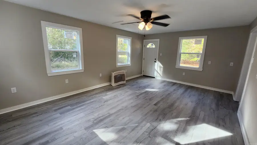 12416 Heinke Rd, Mabelvale, AR 72103 - Image #3