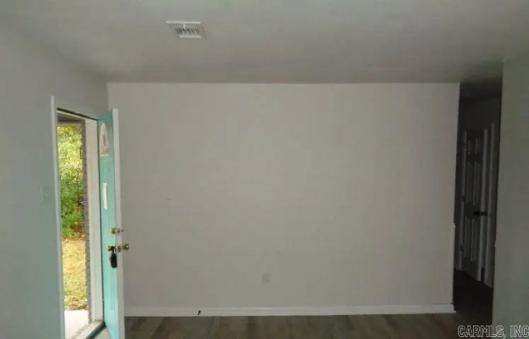 404 S J P Wright Loop, Jacksonville, AR 72076 - Image #3