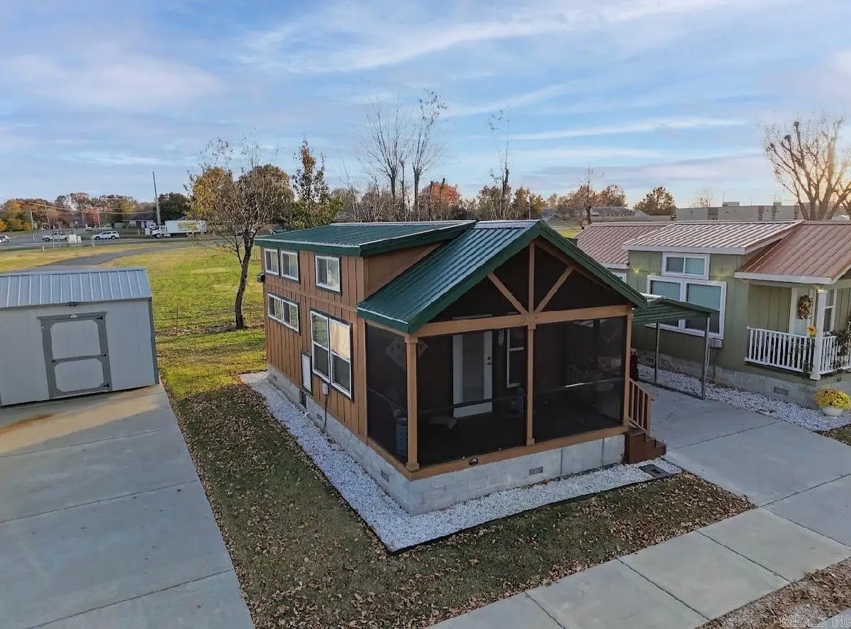 812 E Linden Street, Rogers, AR 72756 - Image #1