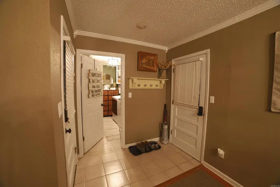 1002 Reynolds Rd, Paragould, AR 72450 - Image #2