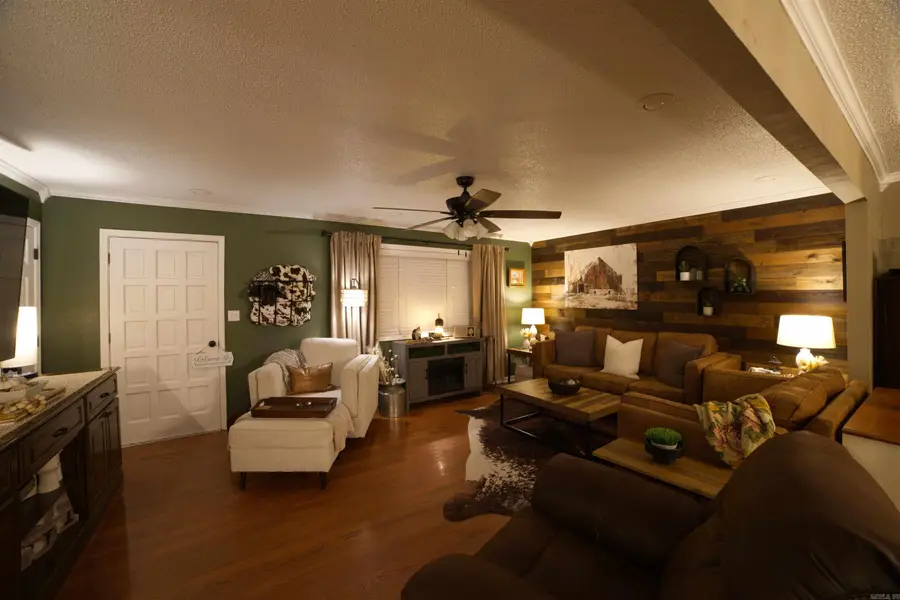 1002 Reynolds Rd, Paragould, AR 72450 - Image #3