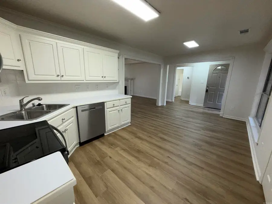 10 Golden Oaks Cove, Maumelle, AR 72113 - Image #3